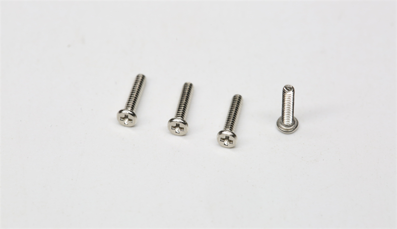 Flat head screw